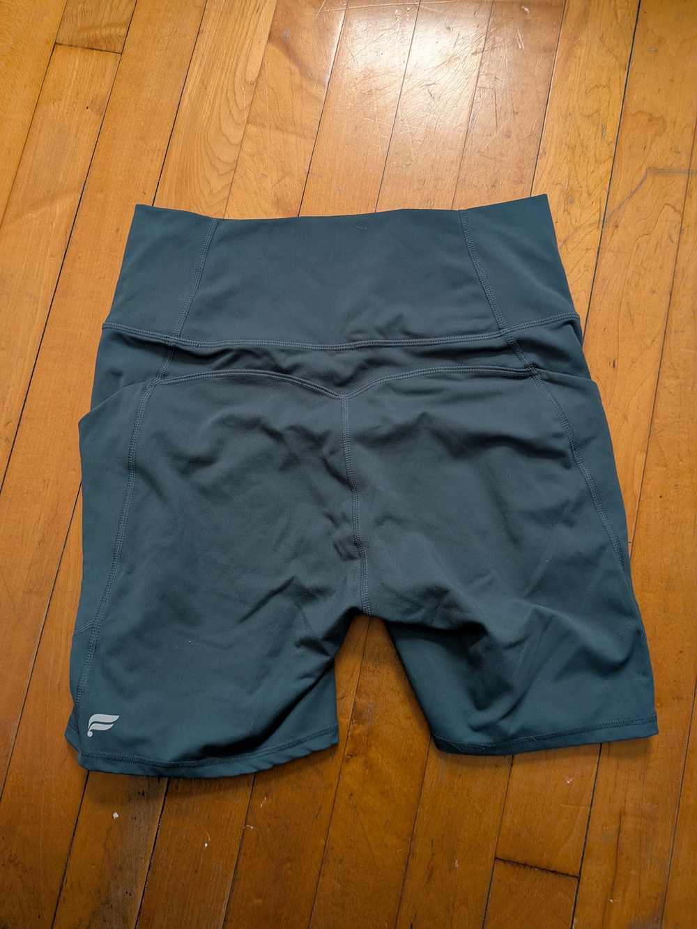 Fabletics 3-Piece Set - Picture 9 of 11
